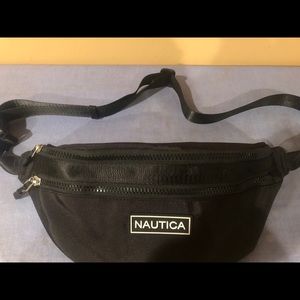 🎀Nautica Cross body/fanny pak!!🎀